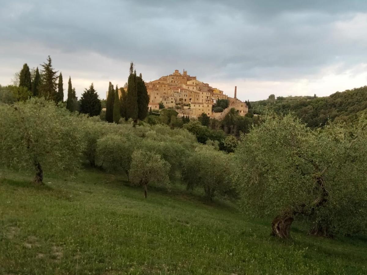 Casa Vacanze "Nonna Vela" Petroio エクステリア 写真