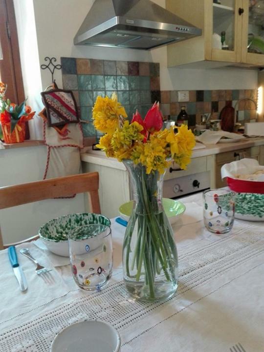 Casa Vacanze "Nonna Vela" Petroio エクステリア 写真